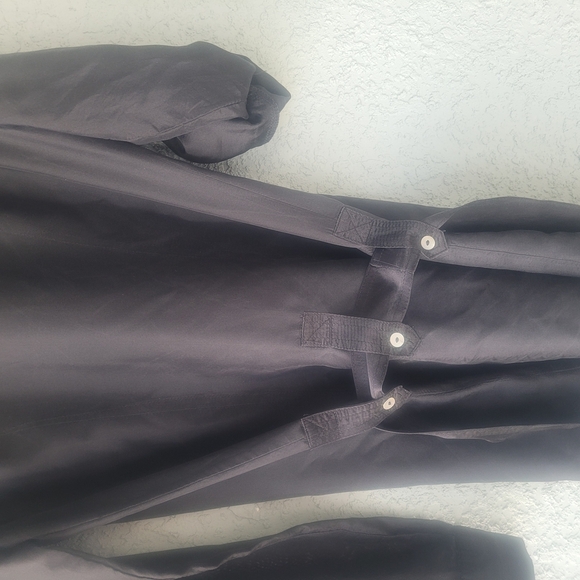 Velvet Heart Silk Button Up Shirt - Picture 2 of 11